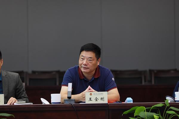 市侨联一级调研员王金刚,高度肯定了浦口区涉侨纠纷