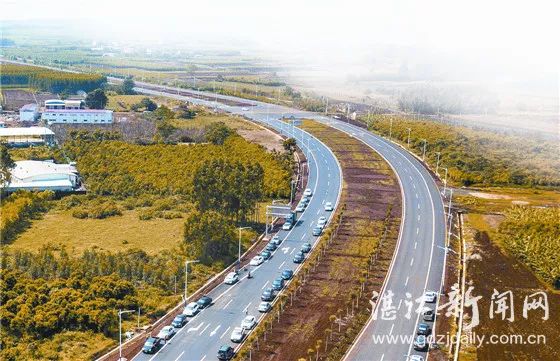 徐闻港进港公路(资料图)雷州半岛环岛一级公路南线第一段首期雷州半岛