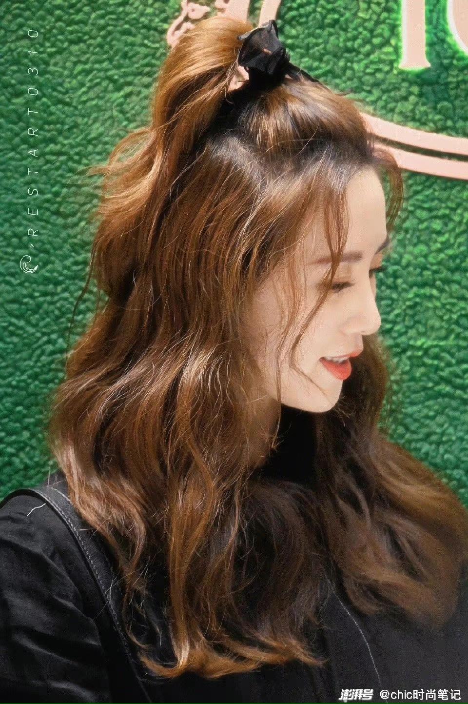 秋冬怎么扎马尾,既然都露脖子冻人了,当然得让美丽成为前提_生活_澎湃