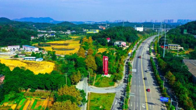 望城发布金山桥街道地处高铁西城片区 这里有长沙高铁西站 目前,该