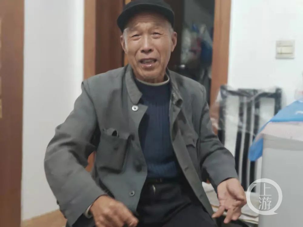 10月20日，湖北荆州，何文福对记者称，他是被冤枉的，他当年并没有强奸卓某。/上游新闻记者 牛泰