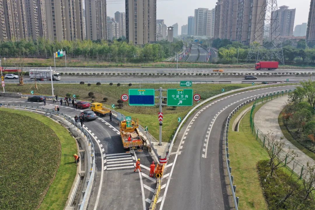 城区进出s4高速的绕行问题,缓解解放路,航南公路等周边路网交通压力