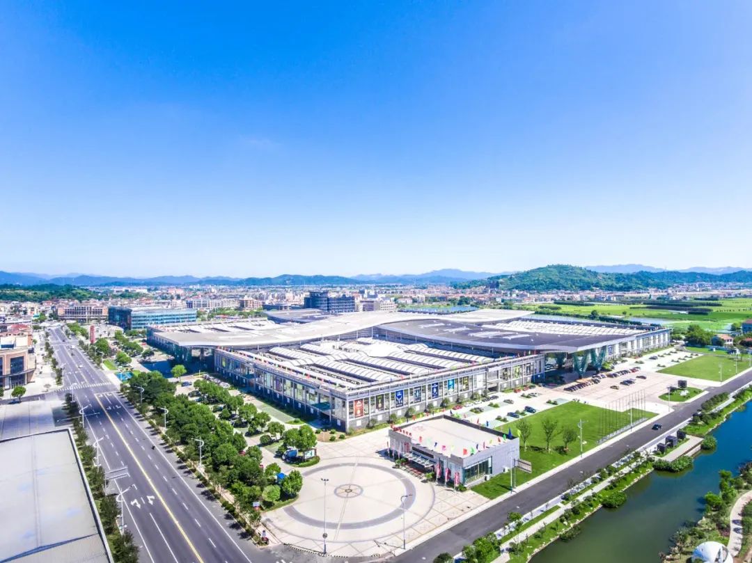 诸暨华东国际珠宝城▼▼▼一起来看看这两大市场的风采~在首次发布的"