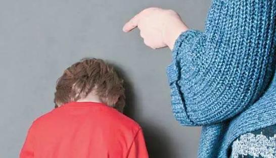 易怒父母养出来的孩子是什么样的你的情绪决定孩子一生的性格