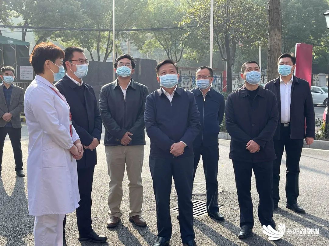 杨泽发检查疫情防控工作