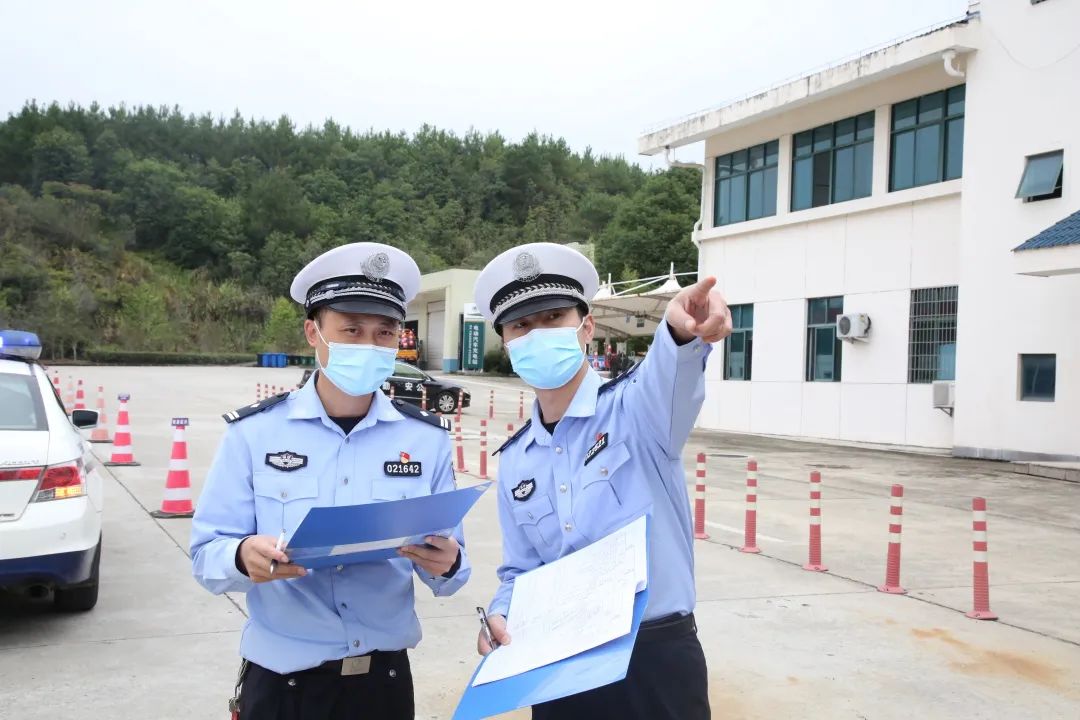 南平高速交警支队举办2021年恶劣天气高速公路应急管理比武竞赛