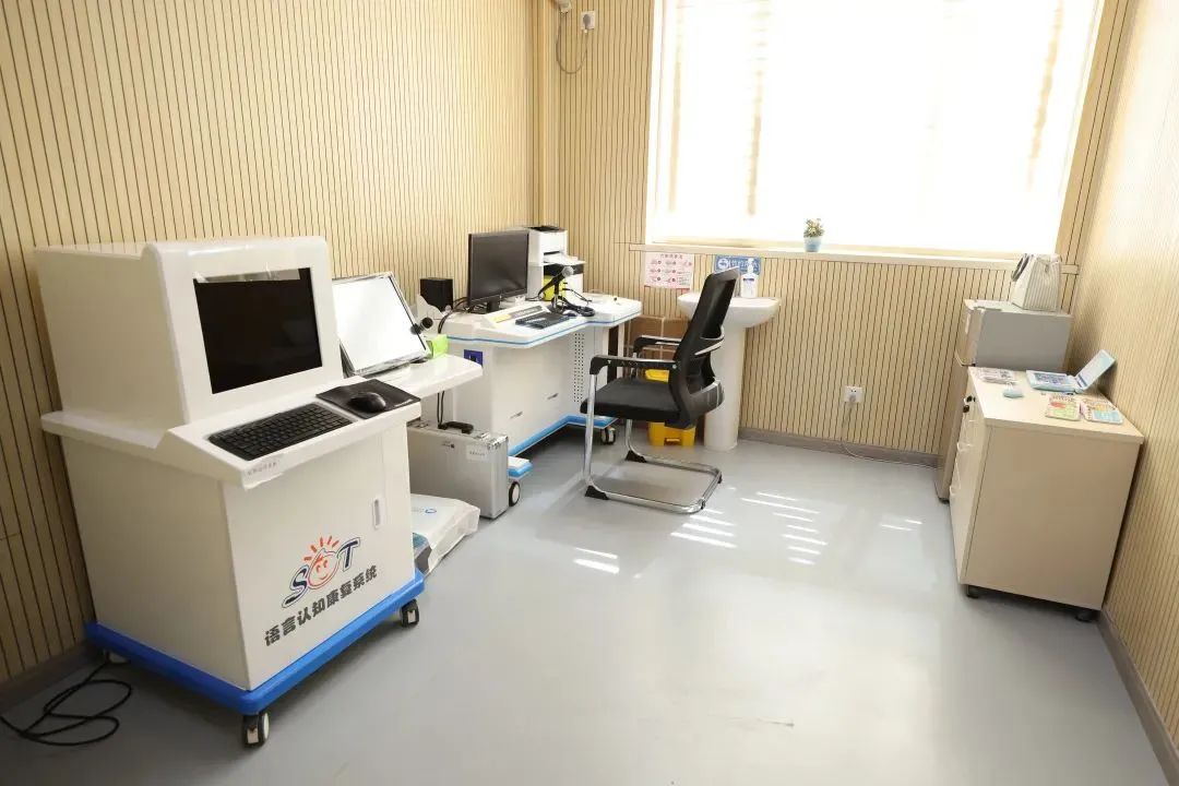 肩颈痛运动损伤一定要到三甲医院做康复这个家门口新开的康复中心就