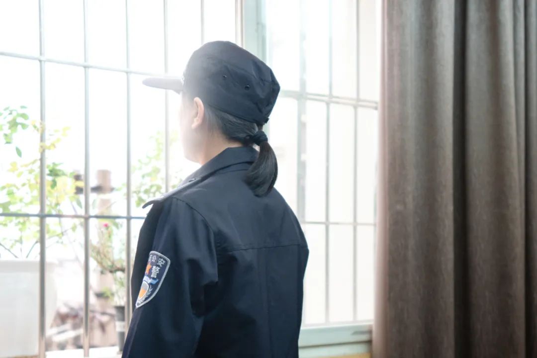 反扒禁毒还有什么是这位女战友不能干的