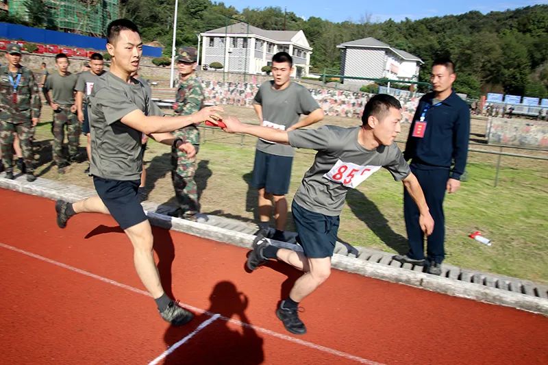 比赛▲3v3篮球对抗赛经过紧张的激烈角逐军体运动会圆满落下帷幕官兵