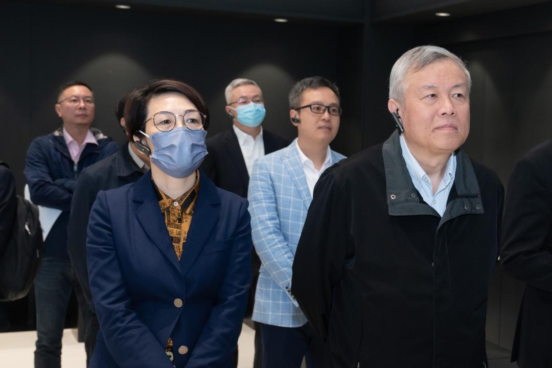 上海市人大常委会主任蒋卓庆一行到上海二中院调研视察