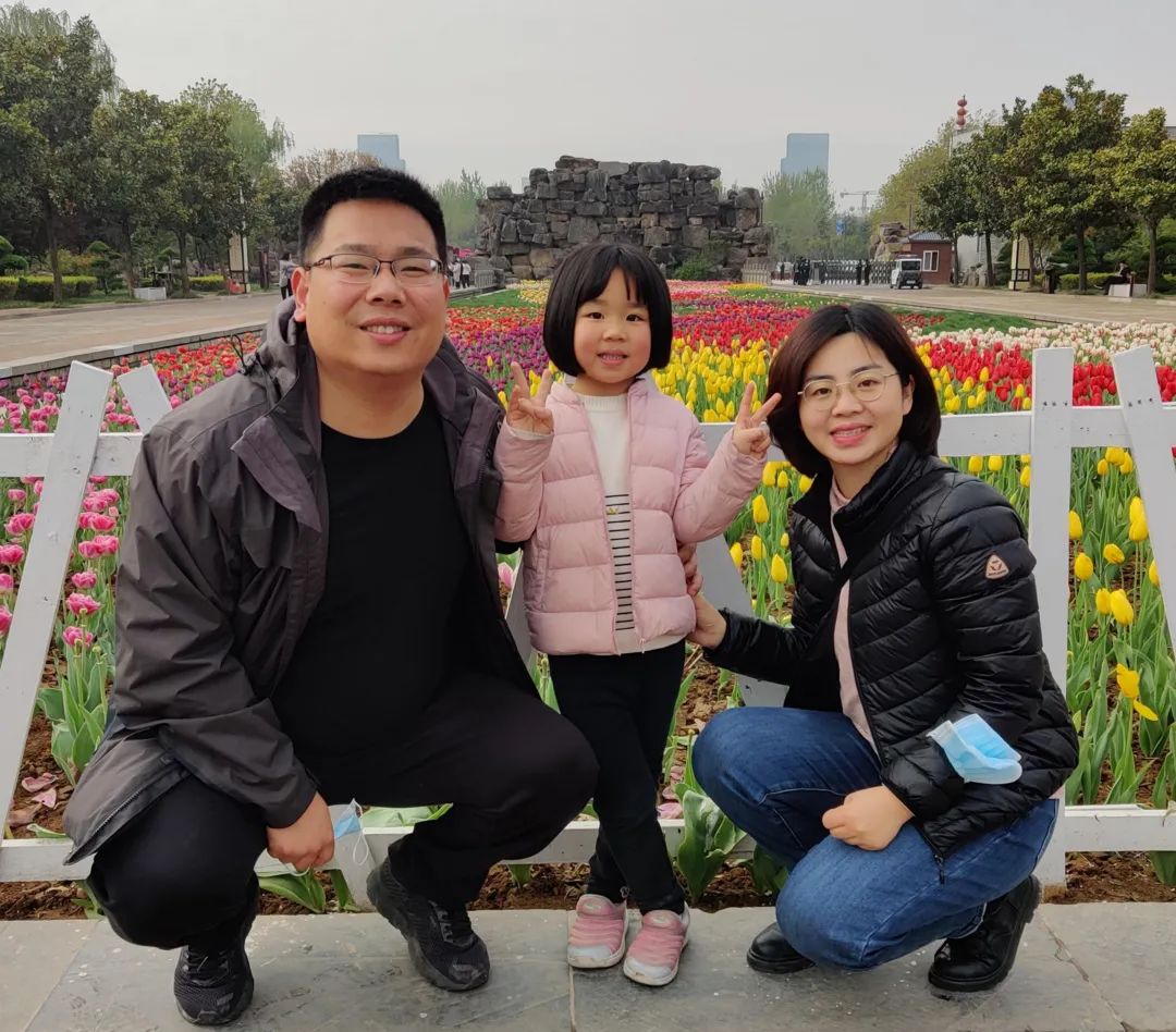 最美家庭颂党恩丨市财政局王建家庭不忘党恩幸福前行