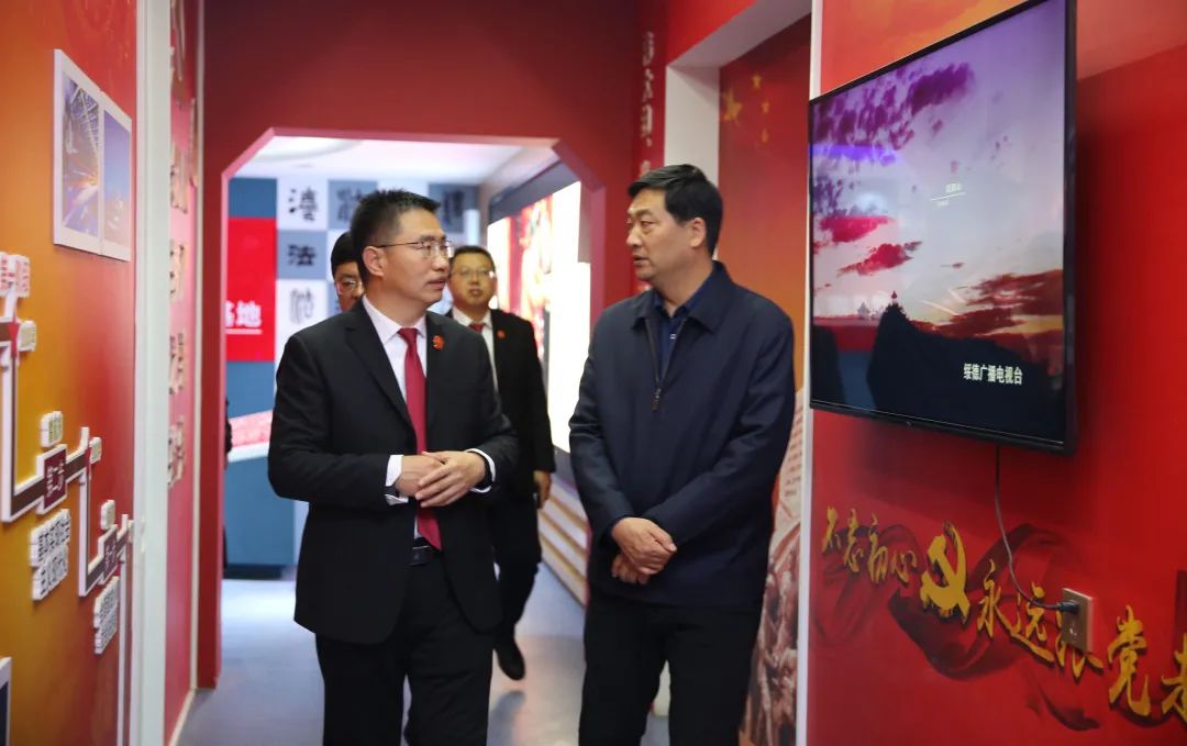 10月26日下午,县委常委,政法委书记殷树斌一行来绥德