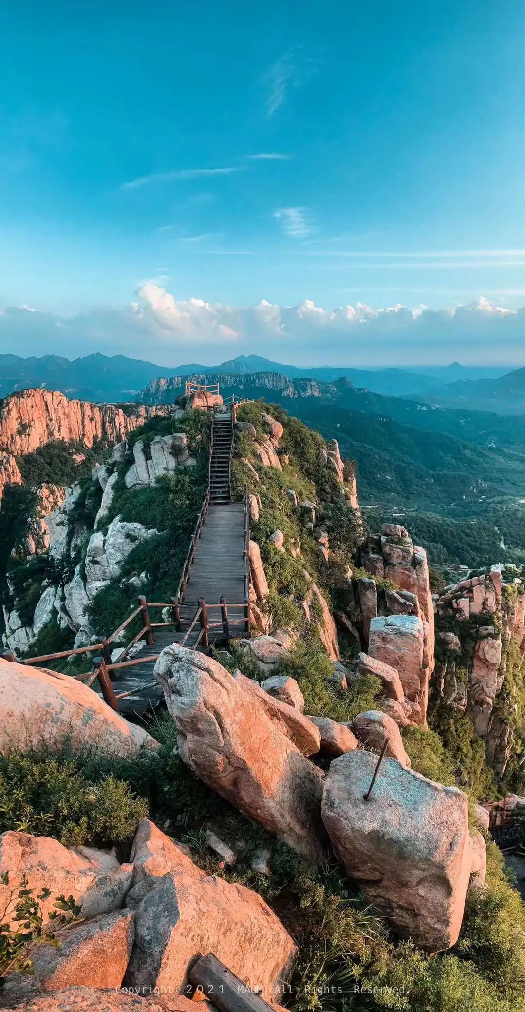 如果烟台的景点有朋友圈,也许会是