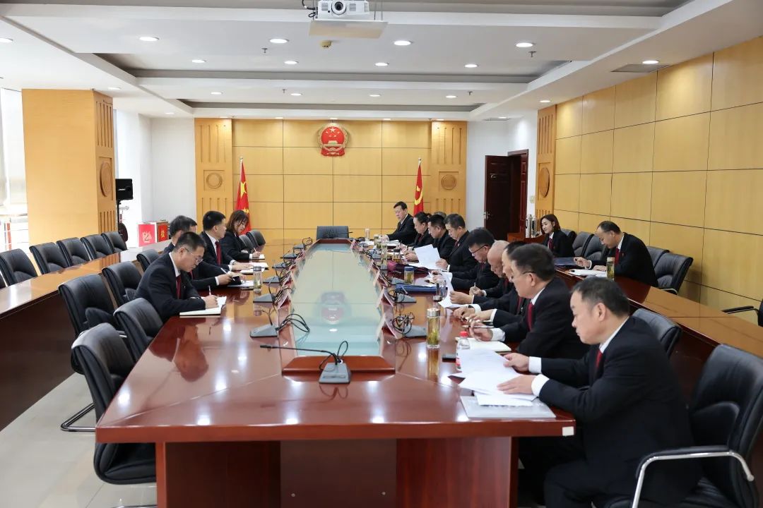 中院党组成员,副院长吴修国出席会议并讲话,中院民三