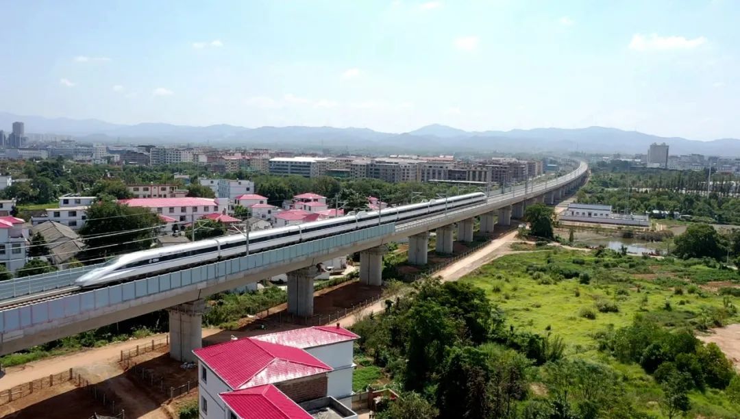 刚刚赣深高铁江西段开始运行试验