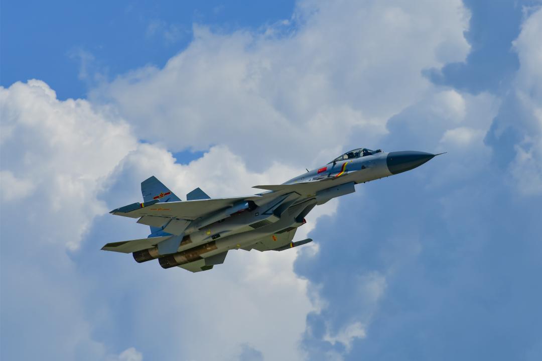 歼15飞机研制团队获全国专业技术人才先进集体