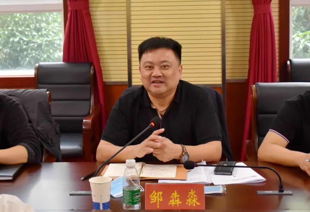 园校合作专业共建邹犇淼一行赴湖南大众传媒职业技术学院调研