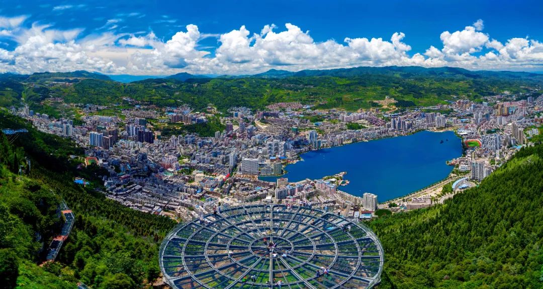 署名文章丨沈焕然主动服务和融入滇南中心城市建设在高