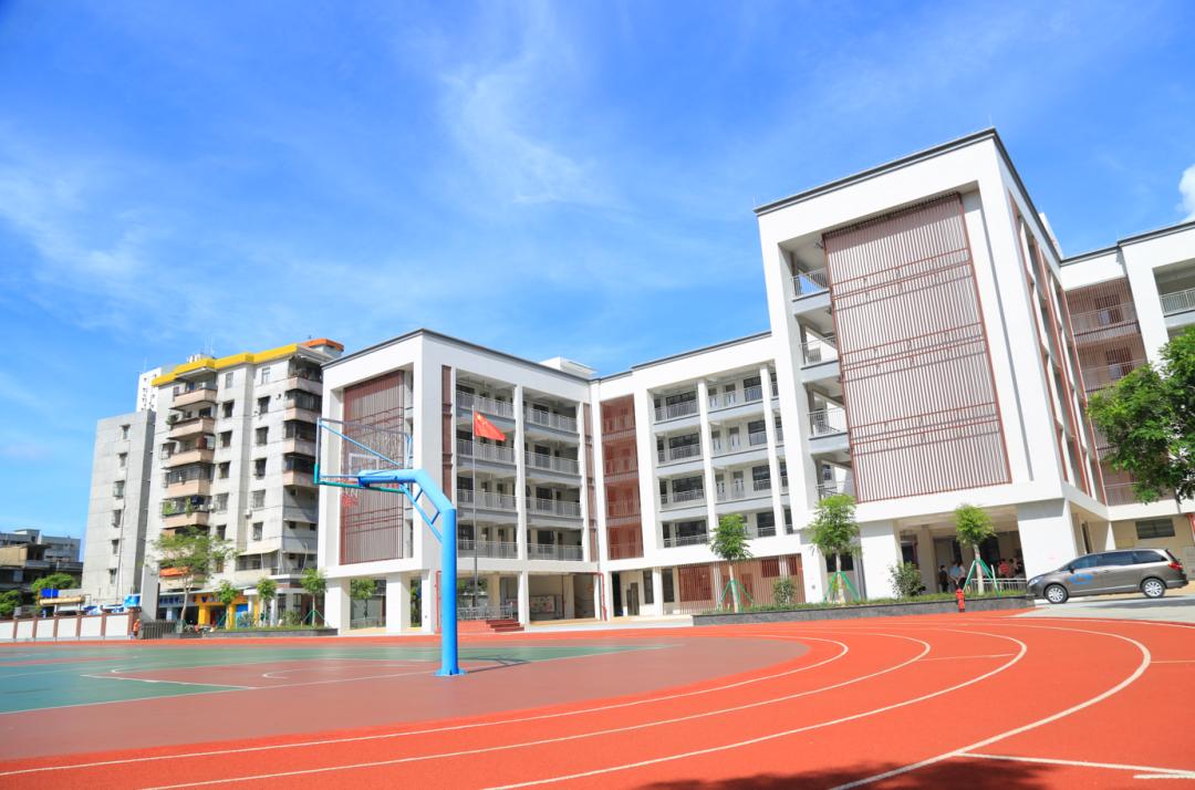 开平市长沙街道各中小学推动双减工作落地见效