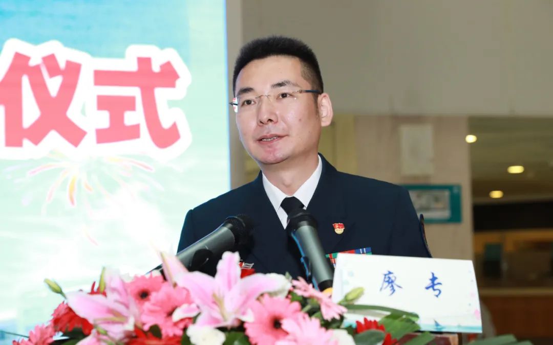 ▲ 医院廖专副院长致辞▲ 医院儿科名誉主任蒋瑾瑾致辞揭牌仪式上与会领