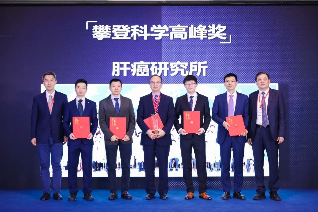 普外科孙益红教授团队,许剑民教授团队,妇科肿瘤科臧荣余教授团队,胸