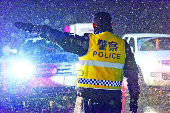 最美"逆行者"_澎湃号·媒体_澎湃新闻-the paper