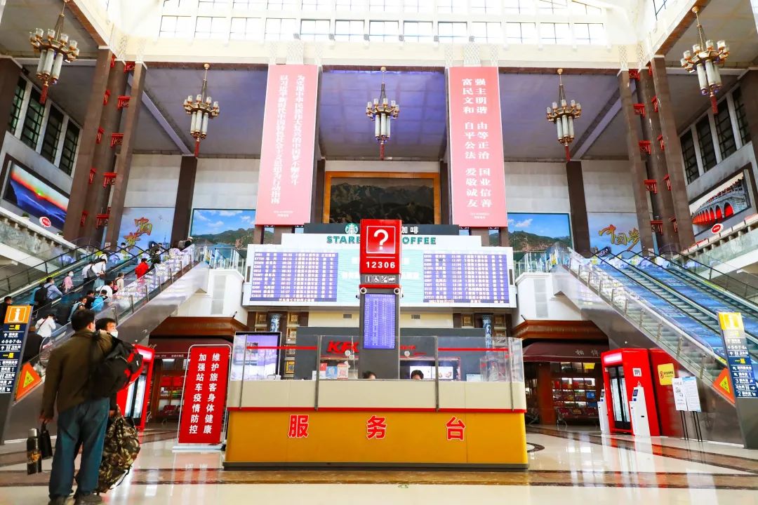 军人候车区,儿童娱乐区重点旅客服务区,母婴候车室以及商务座候车区可