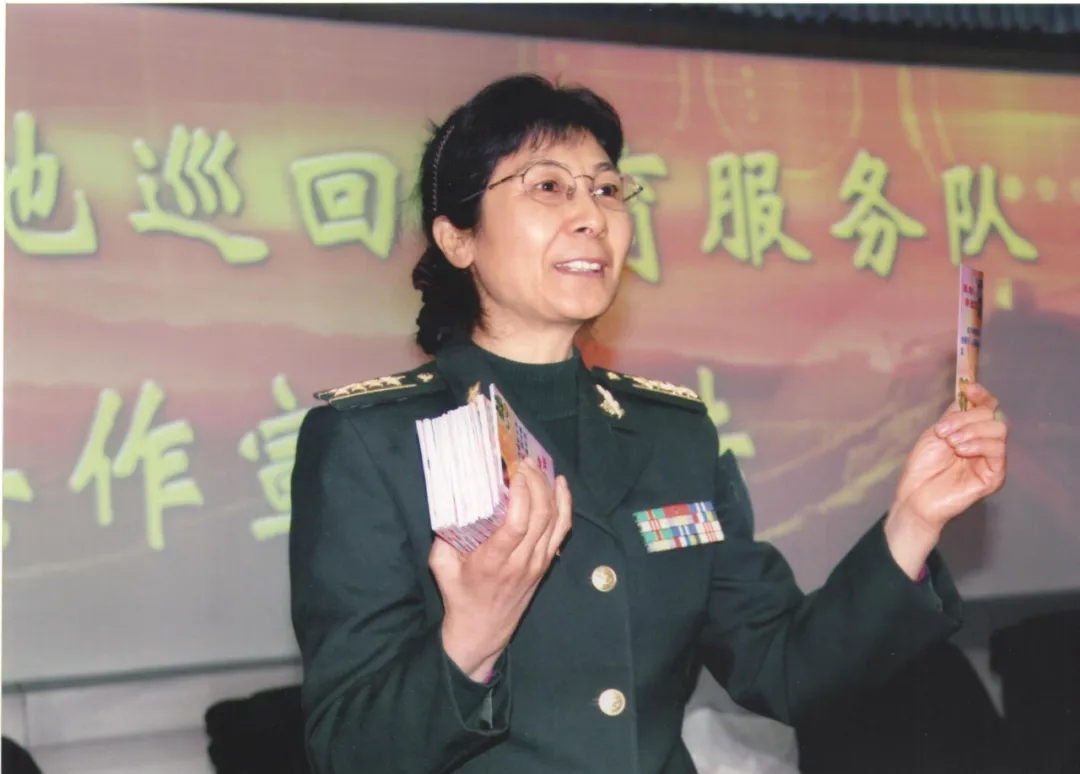 100年100人(45)| 徐影:愿做官兵健康的防疫"哨兵"