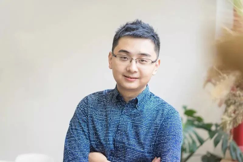 六神磊磊仇人的女儿应不应该爱