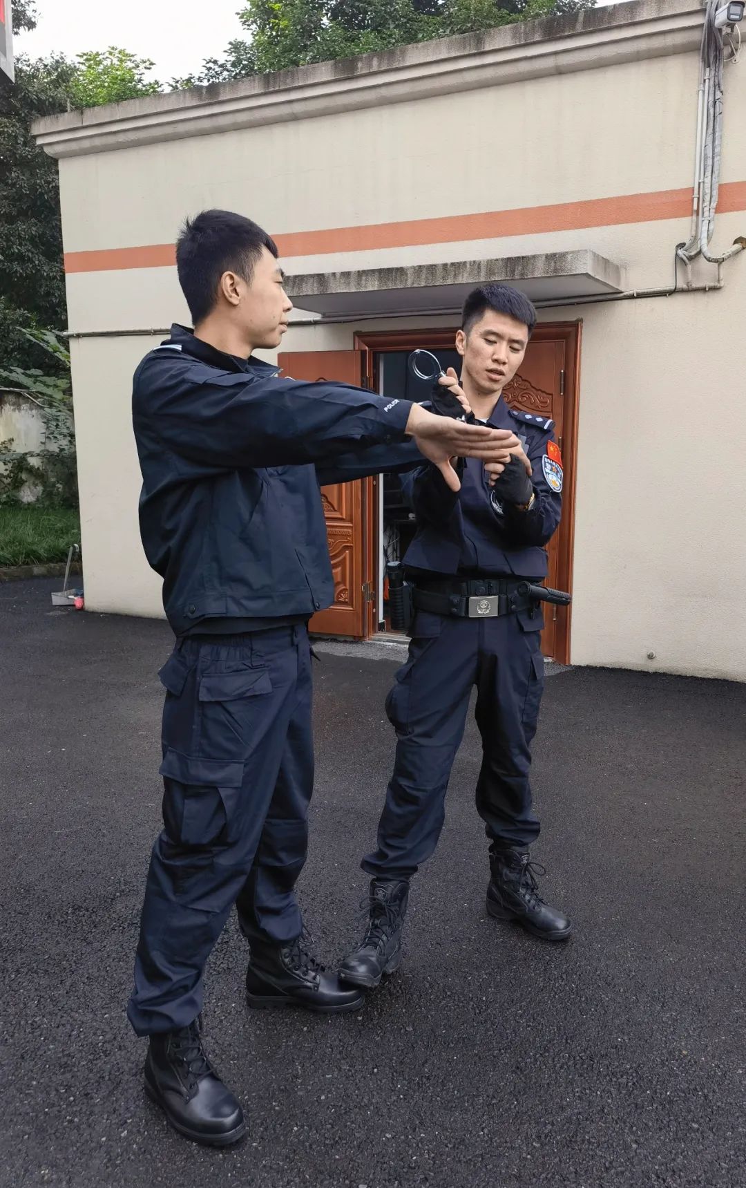 西部法警图片