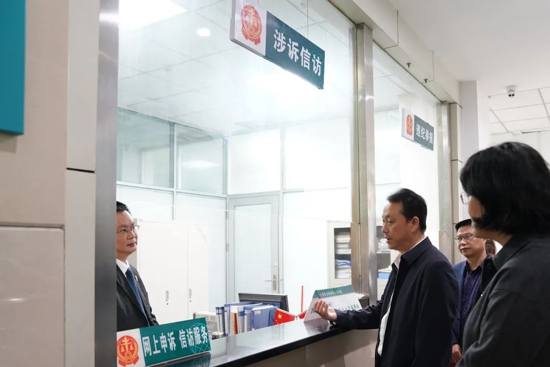 潼法动态区委常委政法委书记张玉洪调研指导潼南法院工作