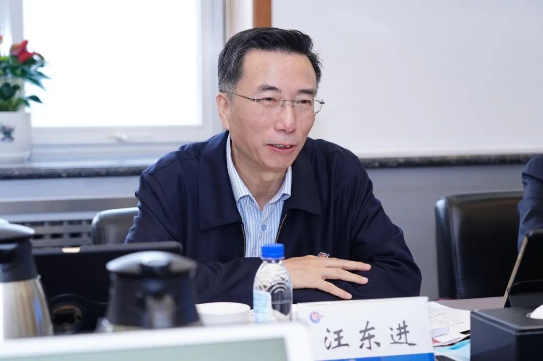 汪东进赴能源经济研究院现场办公