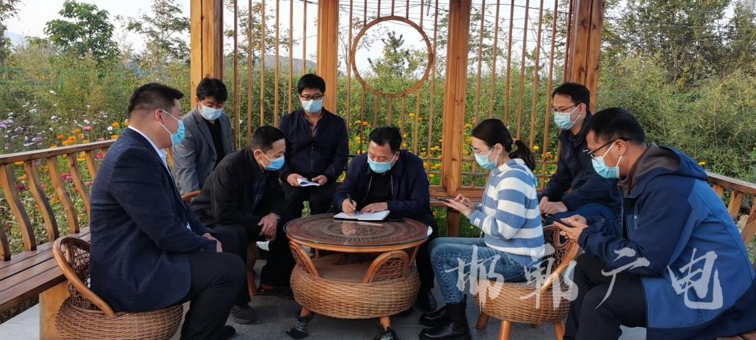 峰峰村有近6000人口,是峰峰矿区较大的村庄之一,无论在管理或建设上