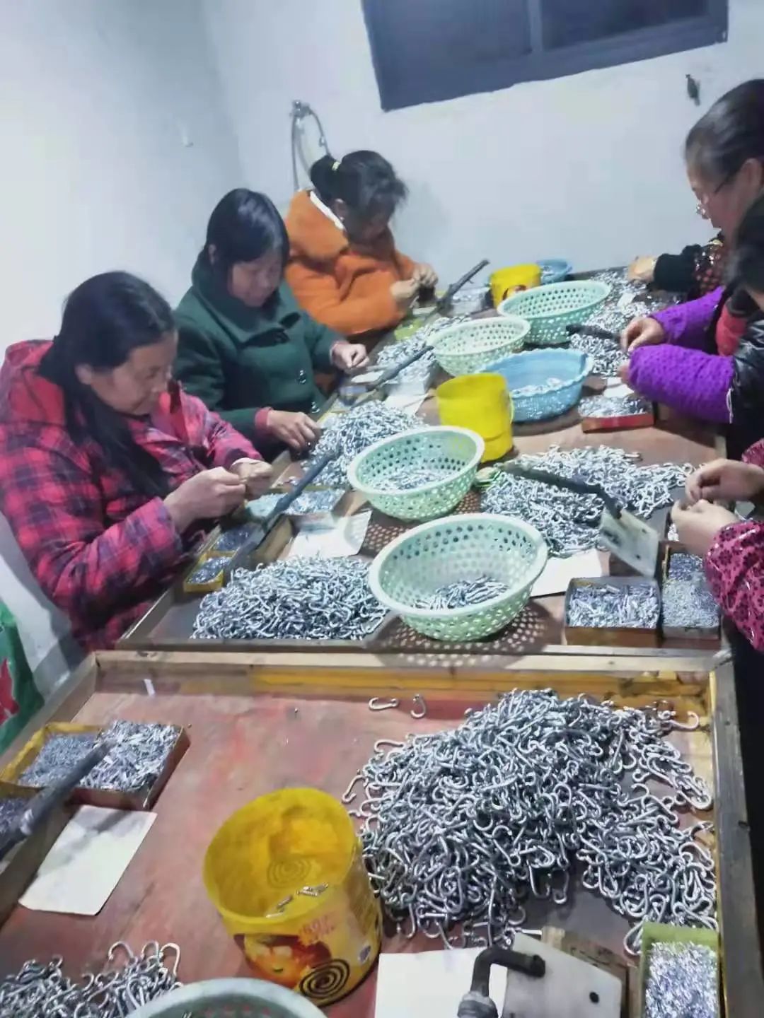 来料加工消薄增收助民富助力乡村促振兴