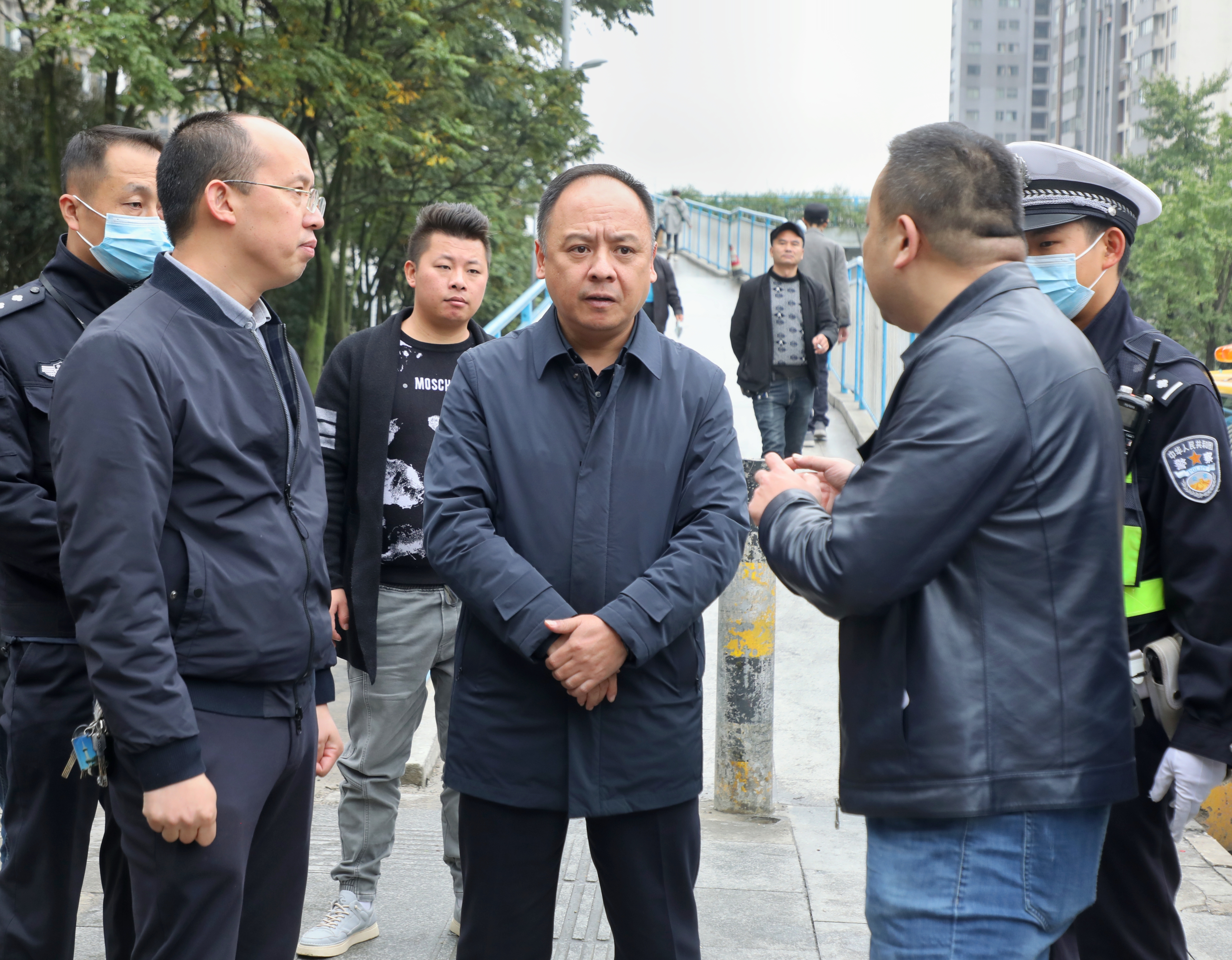11月3日,贵阳市委政法委副书记张明勇,观山湖区副区长,公安分局局长