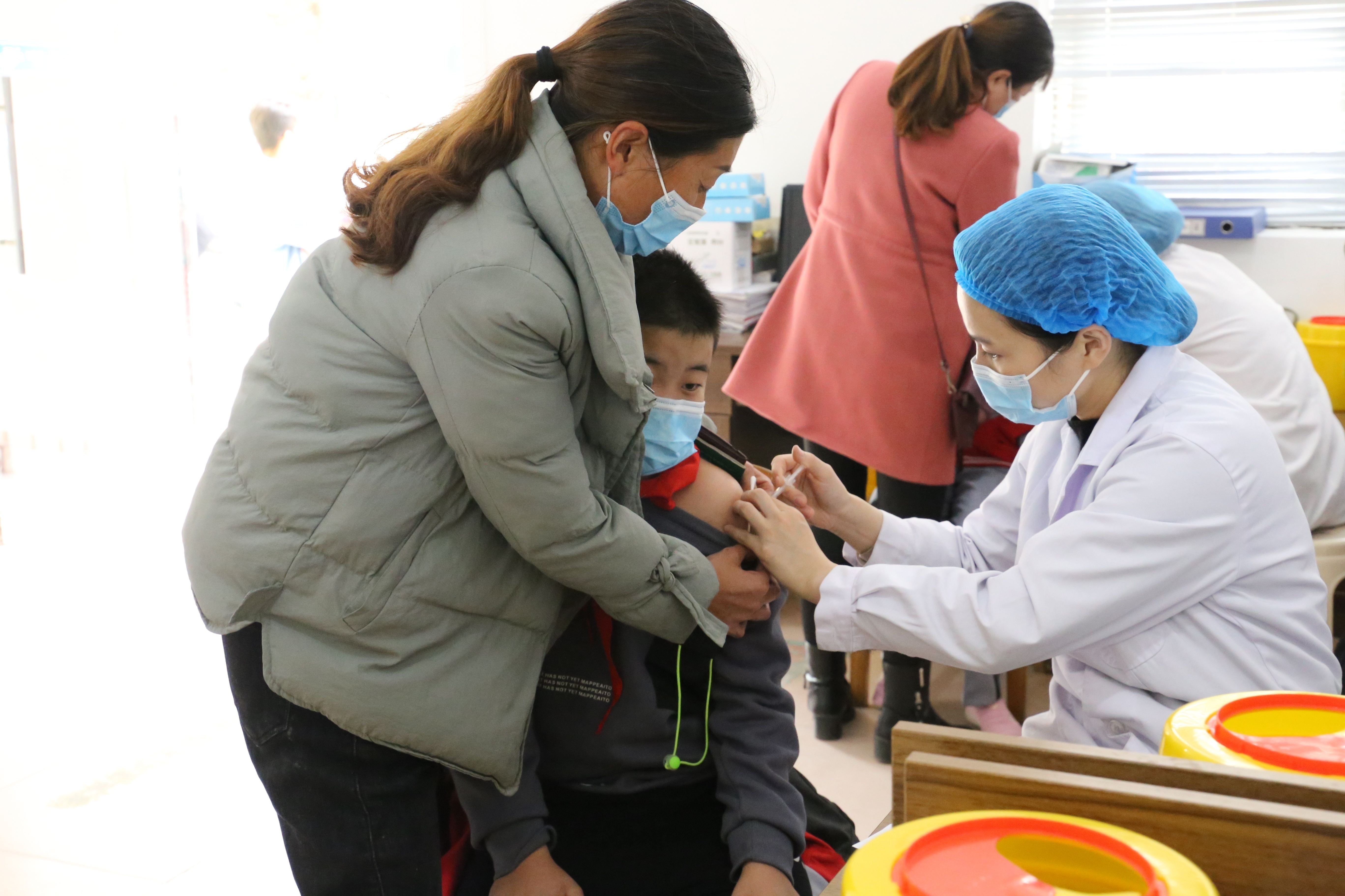 本报记者现场直击菏泽市311岁儿童新冠疫苗接种