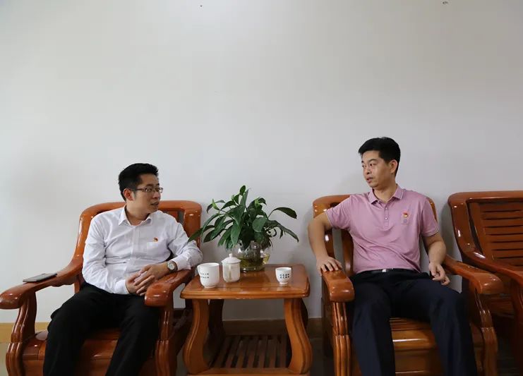 五华法院党组书记代院长曾梅麟到龙村法庭华城法庭调研工作