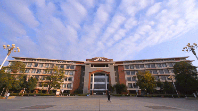 生日快乐云南民族大学