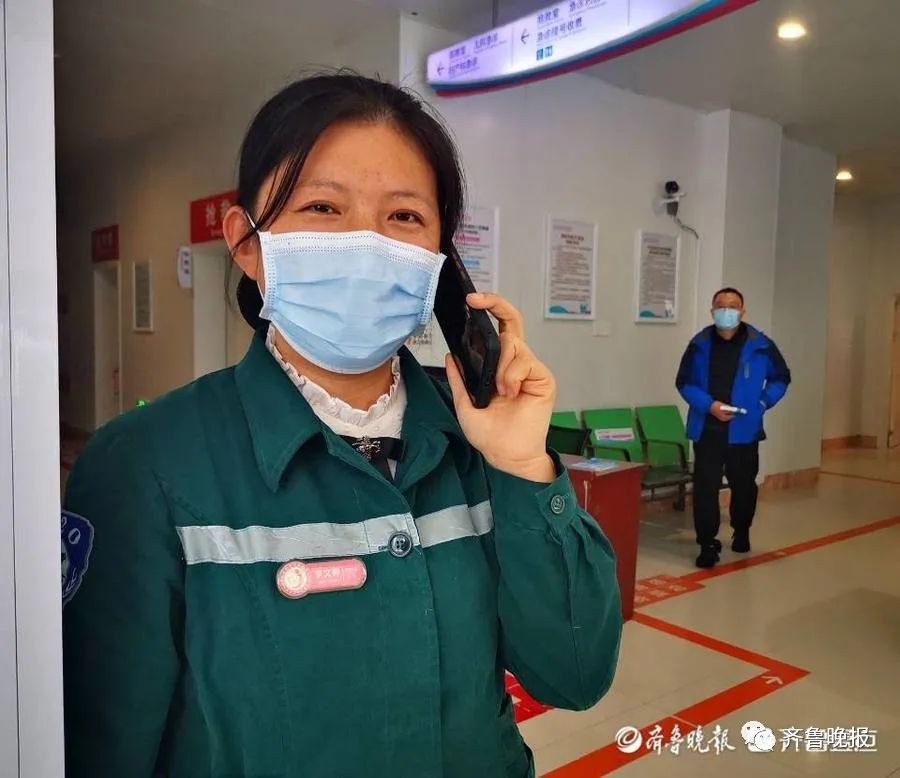 担架救人怎么使用暴雪中医生跳上担架车跪姿救人！三名山东医护找到了，过程太暖心_https://www.jmylbn.com_新闻资讯_第2张