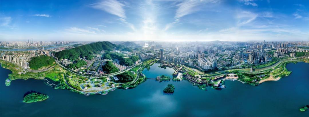 瞭望刊发文章湘江新区蝶变