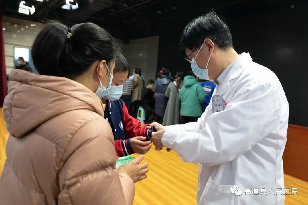 民航总医院老年人看病代挂号疫苗接种按时提醒，全程陪同办理的简单介绍