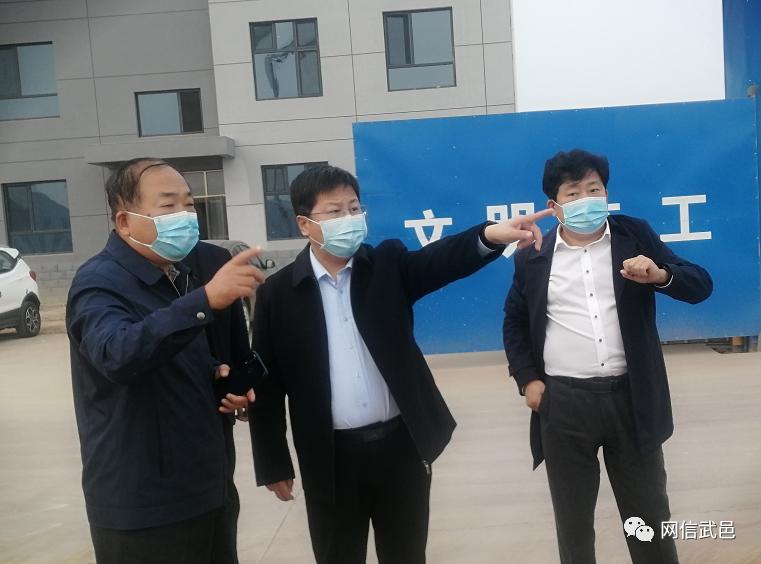 王桂冰一行先后到万象装备产业园,中德产业园等地进