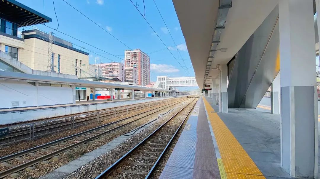 凡尔赛郴州站新站房今日正式启用