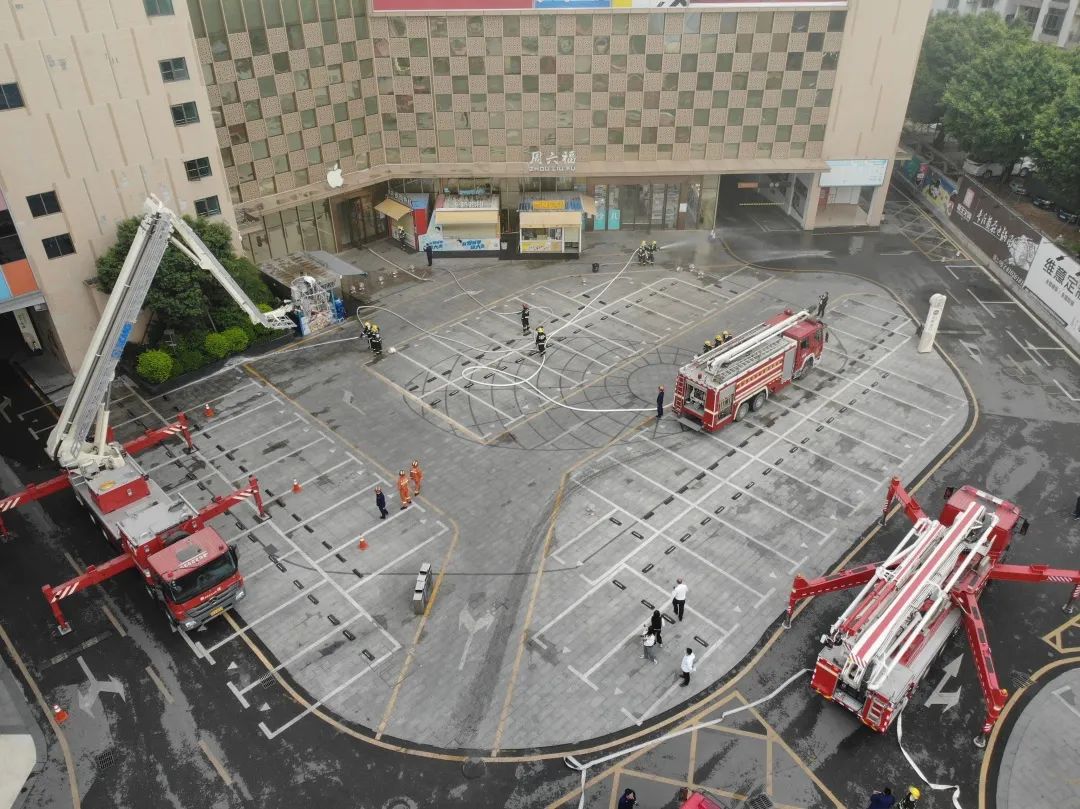 桥头消防救援大队在上悦汇上演紧急救援