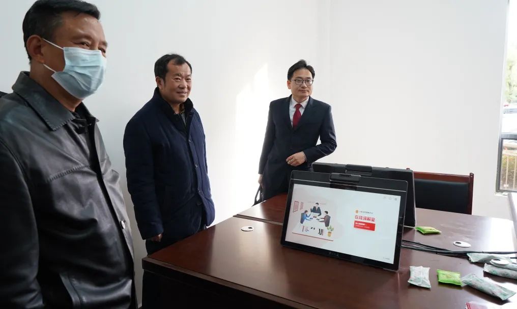 市人大常委会调研监利法院工作