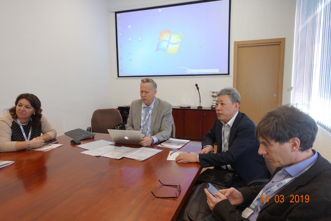 与此同时,茅益民也在无意中正式踏入了新药临床试验领域,先后承担了二