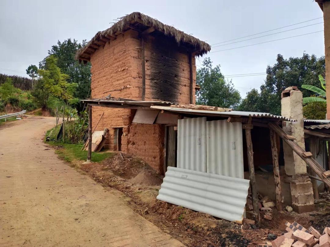 群众矛盾无小事,乡村治理我参与 ——开远法院挂包干