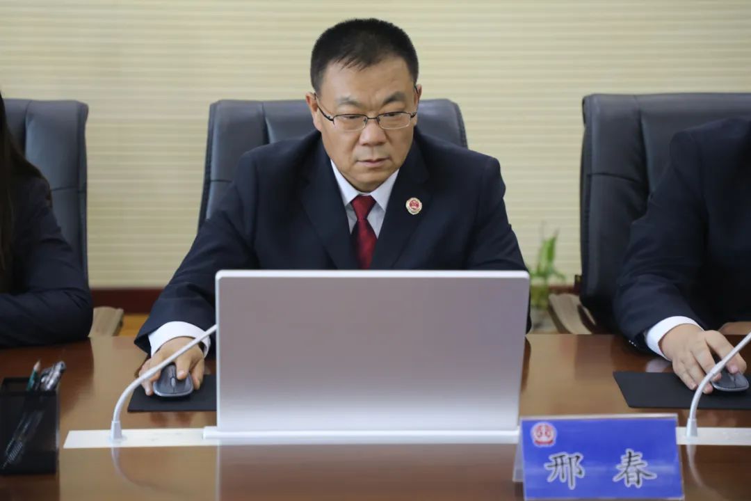 邢春 澎拜新闻