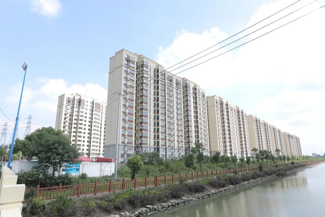 从危房到新房 从"城中村"到生态园 这个"城中村"改造项目—— 中心村