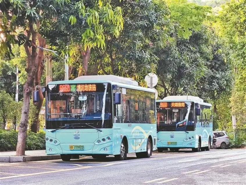 深圳是全球首個實現公交車全面電動化的城市.